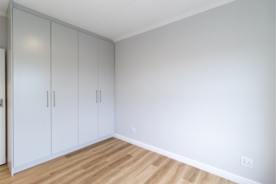 To Let 3 Bedroom Property for Rent in Sandown Western Cape